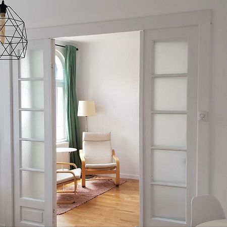 Appartement Old Town Apartament à Targoviste Extérieur photo