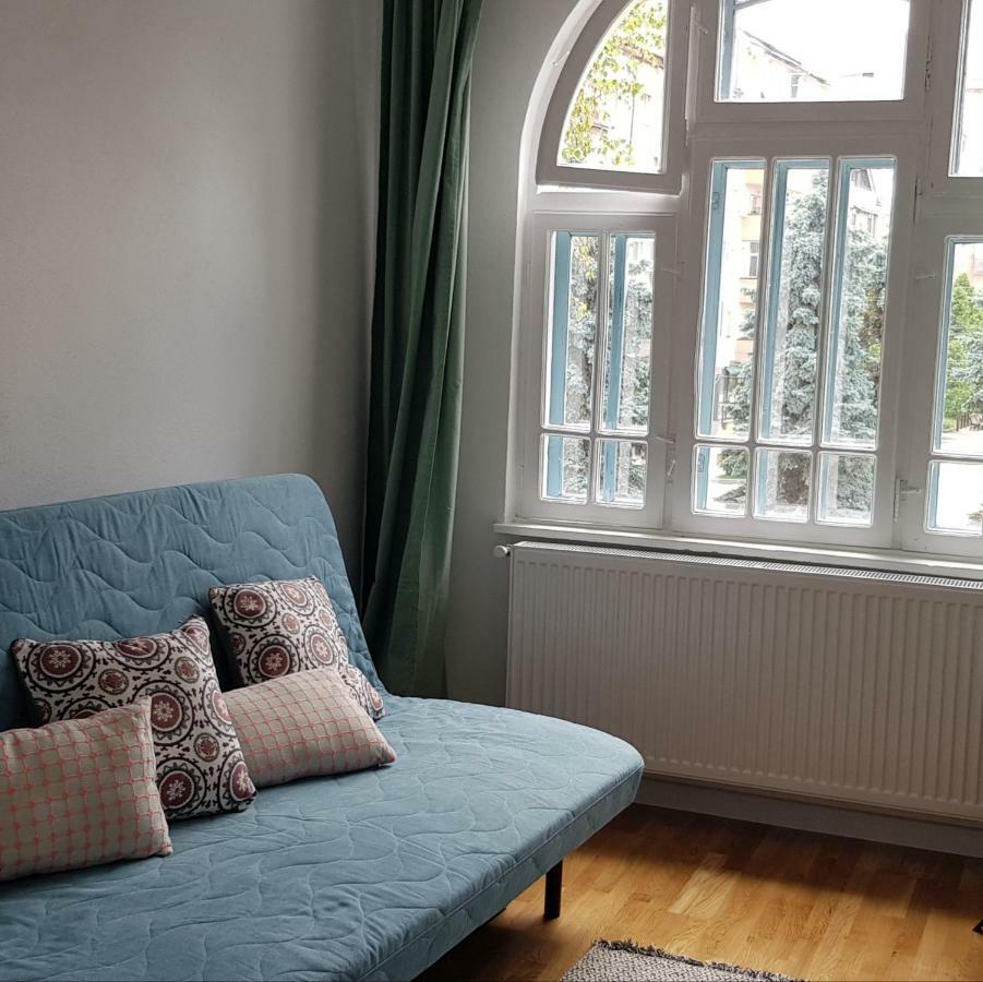 Appartement Old Town Apartament à Targoviste Extérieur photo